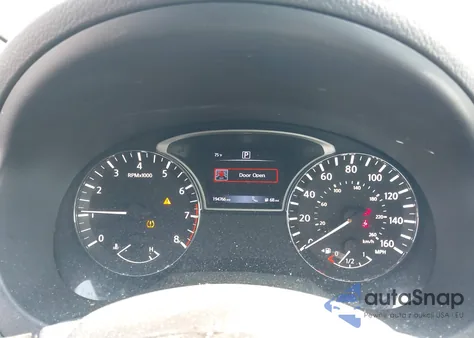 2017 Nissan Altima 2.5/2.5 S/2.5 Sl/2.5 Sr/2.5 Sv из США, поврежденный, VIN 1N4AL3AP1HC126067